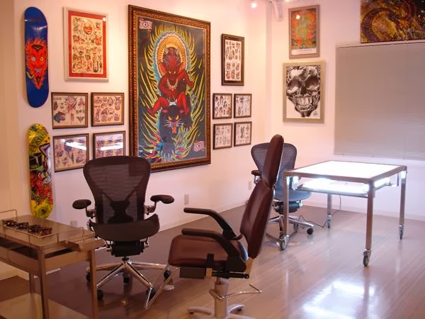 Three Tides Tattoo Osaka photo 2