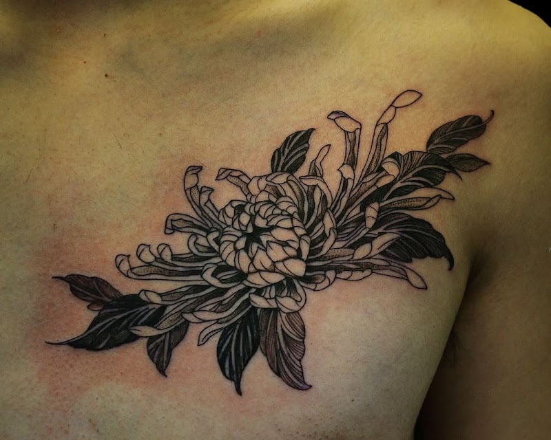 LUCKY ROUND TATTOO photo 1